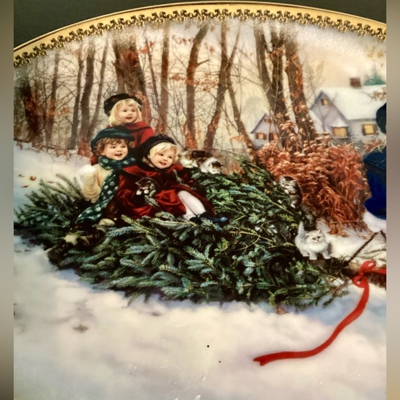 Sandra Kucks Winter Wonderland by RECO Decorative Plate - Picture 4 of 9